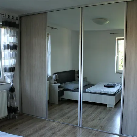 Pleasant Private And Fully Equipped Apartment With Private Parking Space Close To District Kazimierz Krakow Exterior photo