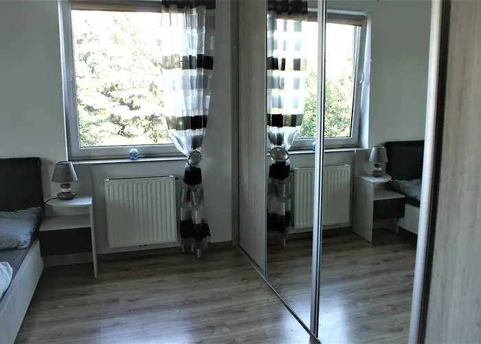 Pleasant Private And Fully Equipped Apartment With Private Parking Space Close To District Kazimierz